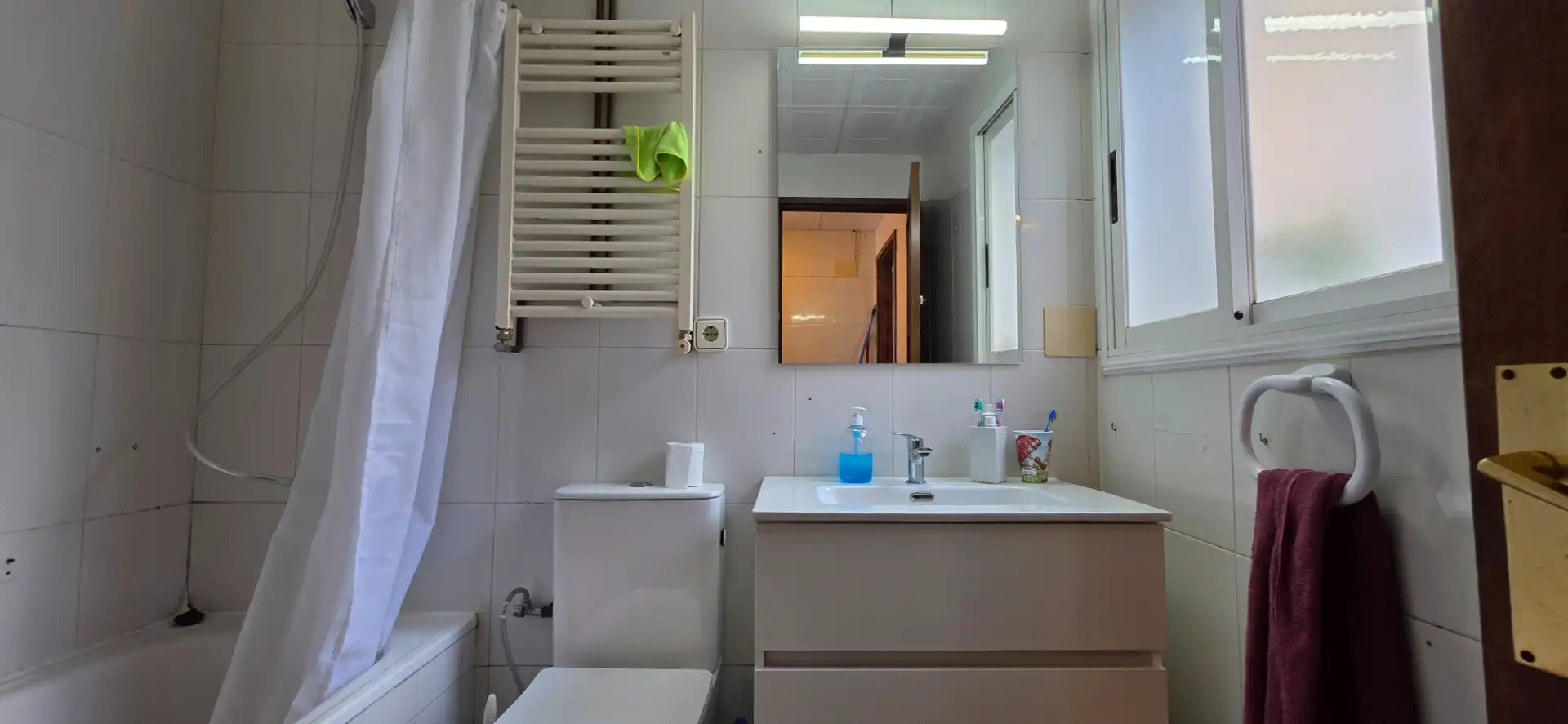 Casa adosada en venta en Poble Nou