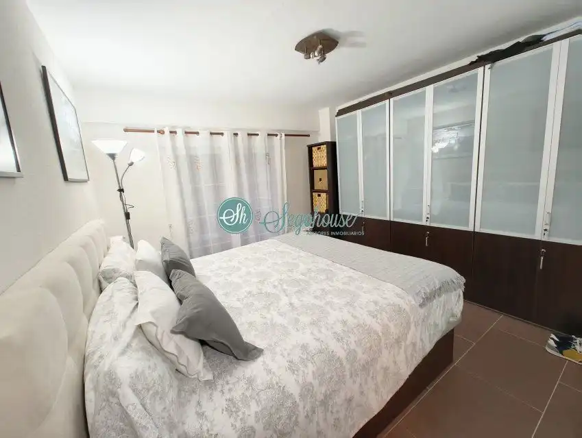 Habitación de Piso en venta en Segovia con Calefacción, Terraza y Amueblado