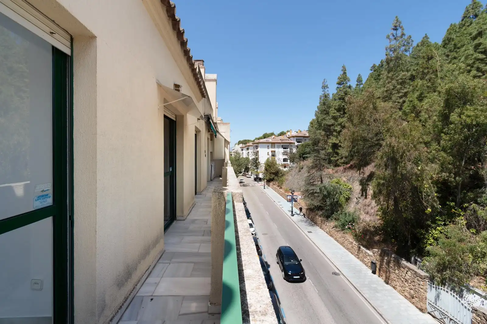 Außenansicht von Dachboden zum Verkauf in Marbella mit Klimaanlage, Terrasse und Möbliert