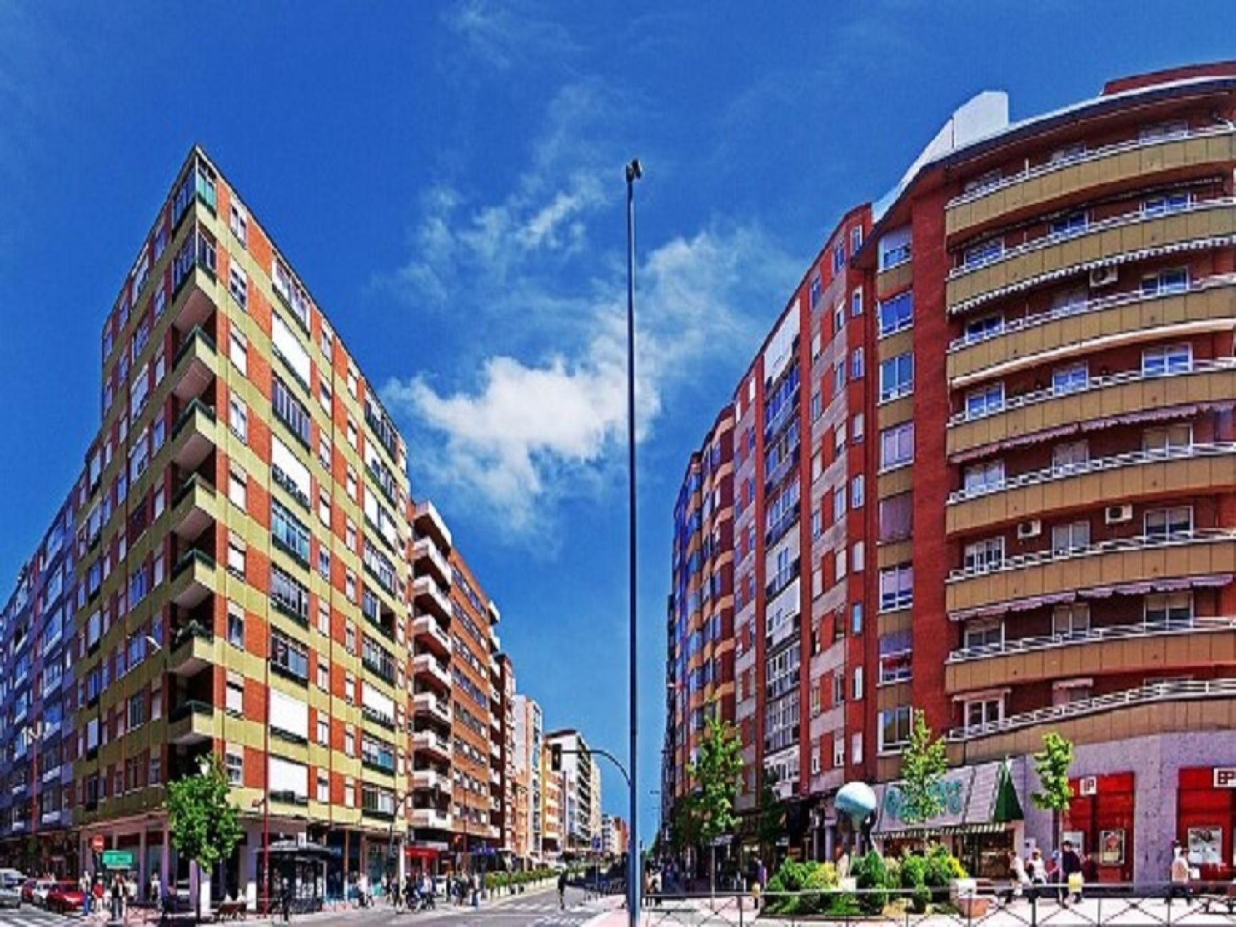 Vista exterior de Pis en venda en Valladolid Capital