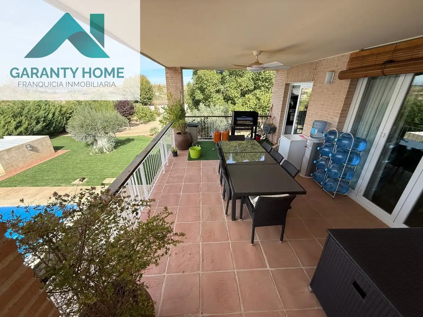 Terraza de Casa adosada en venta en Layos con Aire acondicionado, Calefacción y Jardín privado