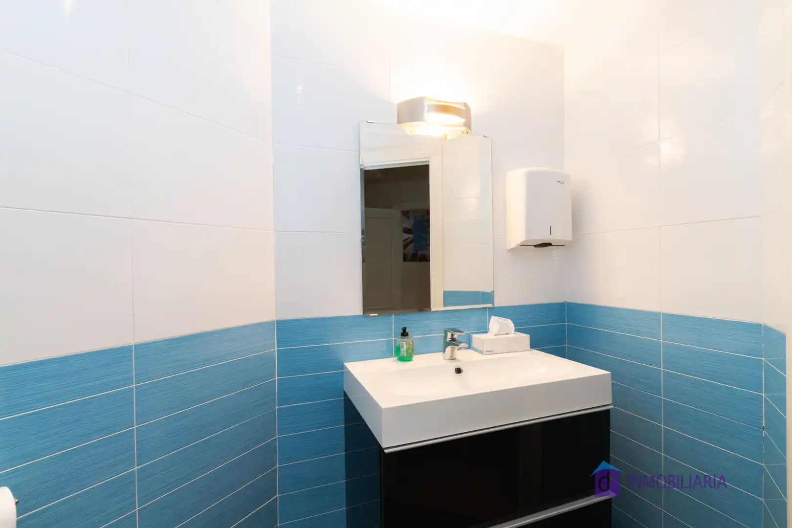 Baño de Piso en venta en Zaragoza con Aire acondicionado y Calefacción