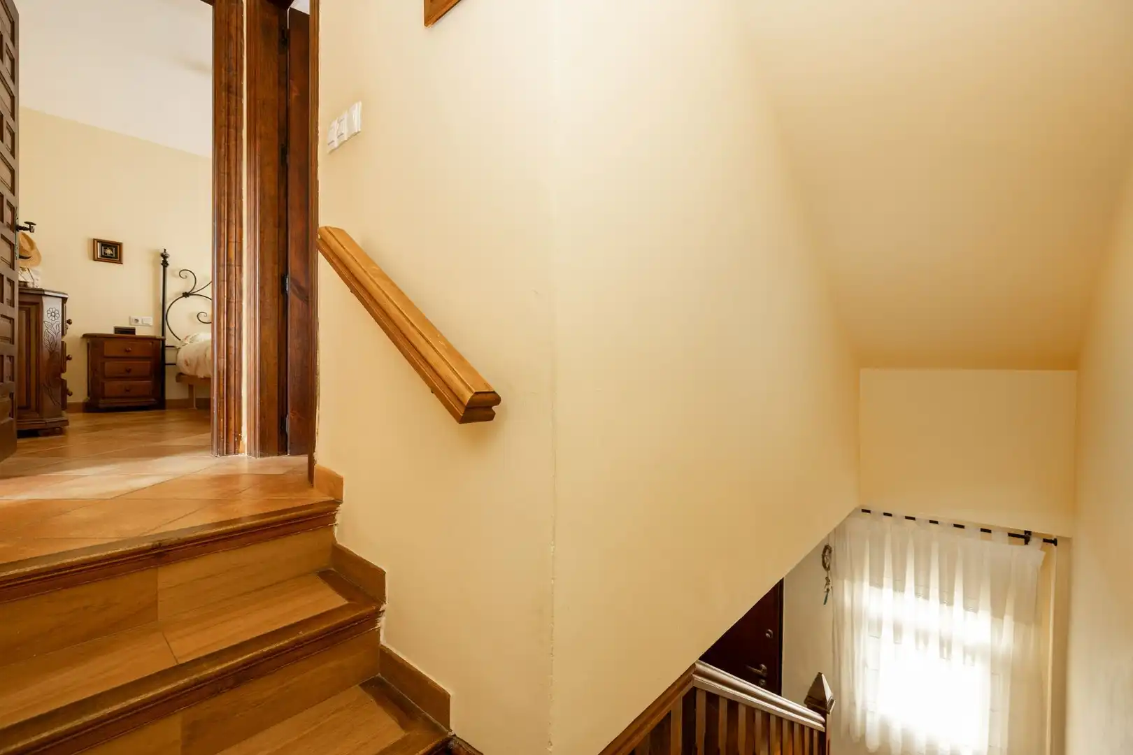 Houses for sale in Cúllar Vega  with Air Conditioner and Storage room