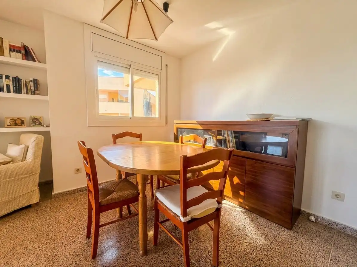 Comedor de Piso en venta en Can Nicolau - Les Sorres - Valparaiso