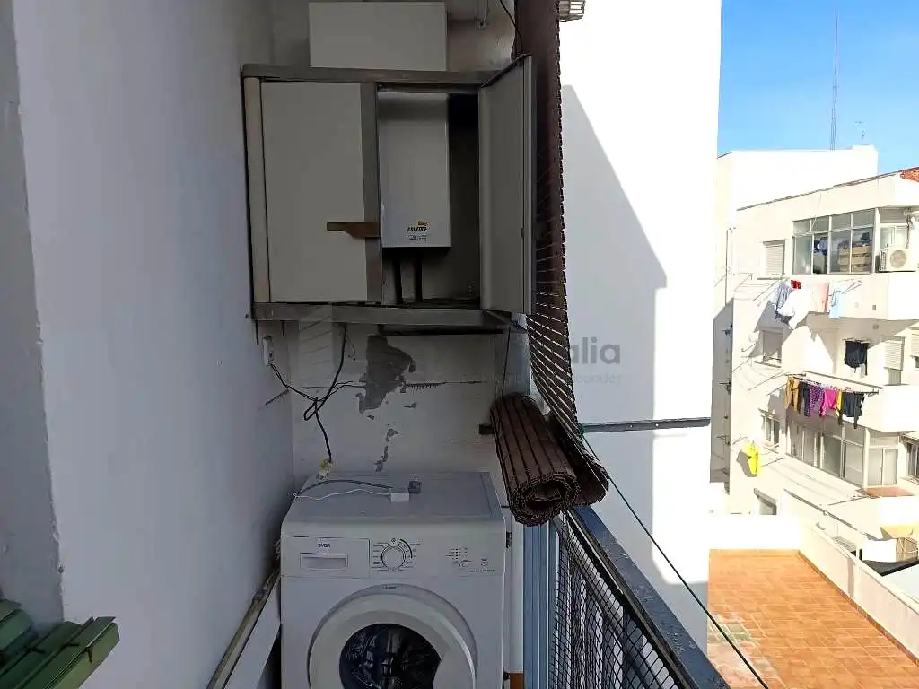 Flat for sale in De Oriente, Barrio de Delicias