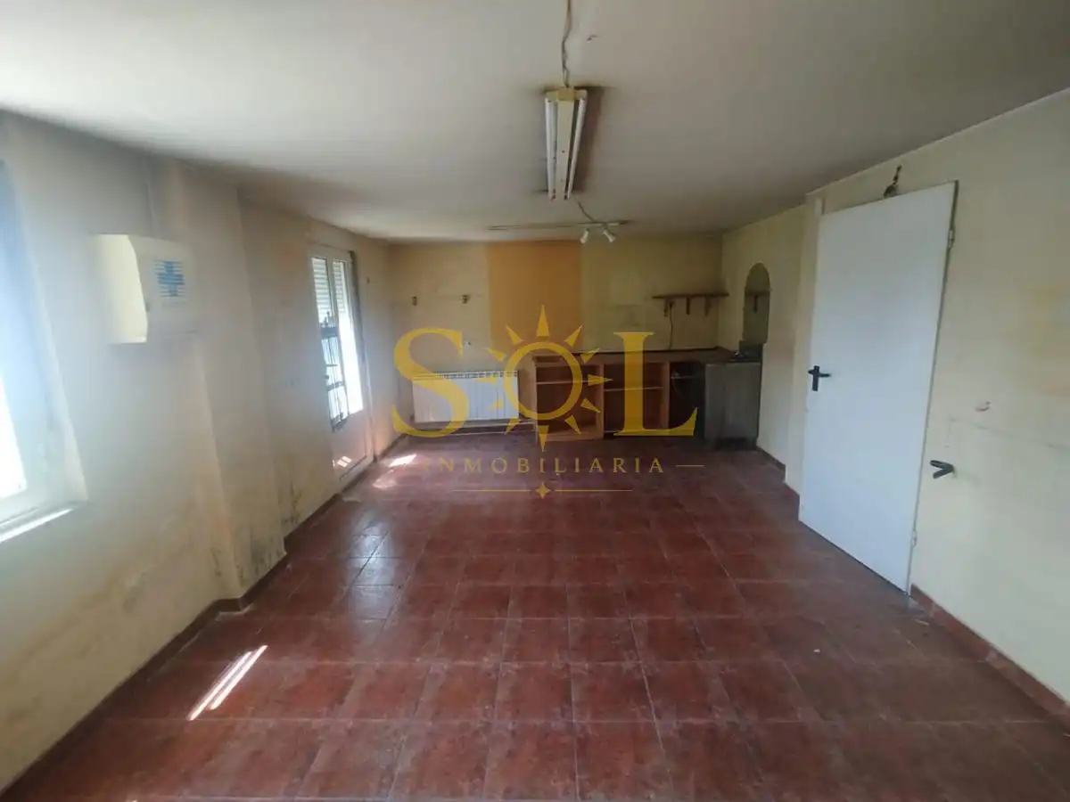 Cocina de Casa adosada en venta en Sariegos con Calefacción, Jardín privado y Terraza