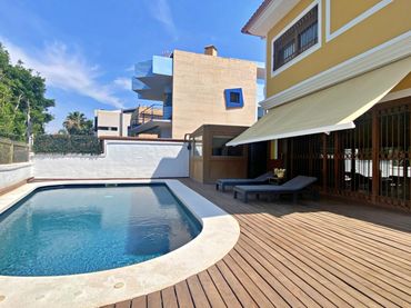 Villa avec piscine à vendre à Playa de San Juan - El Cabo de las Huertas
