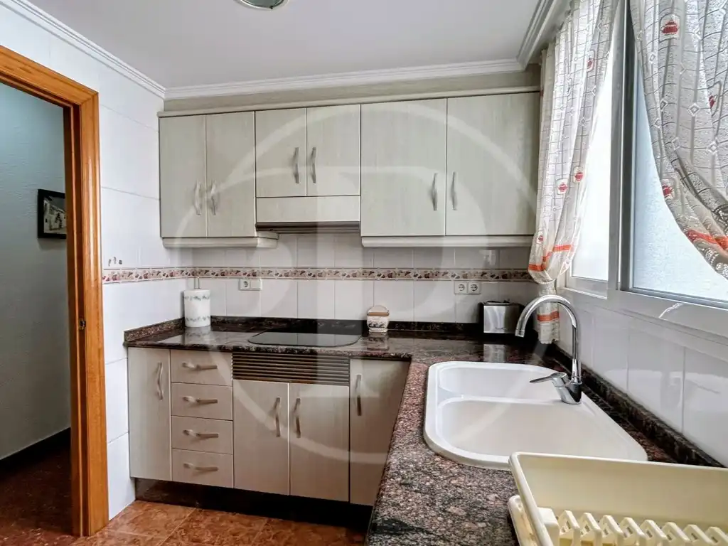 Küche von Wohnungen zum Verkauf in Valencia mit Klimaanlage und Balkon