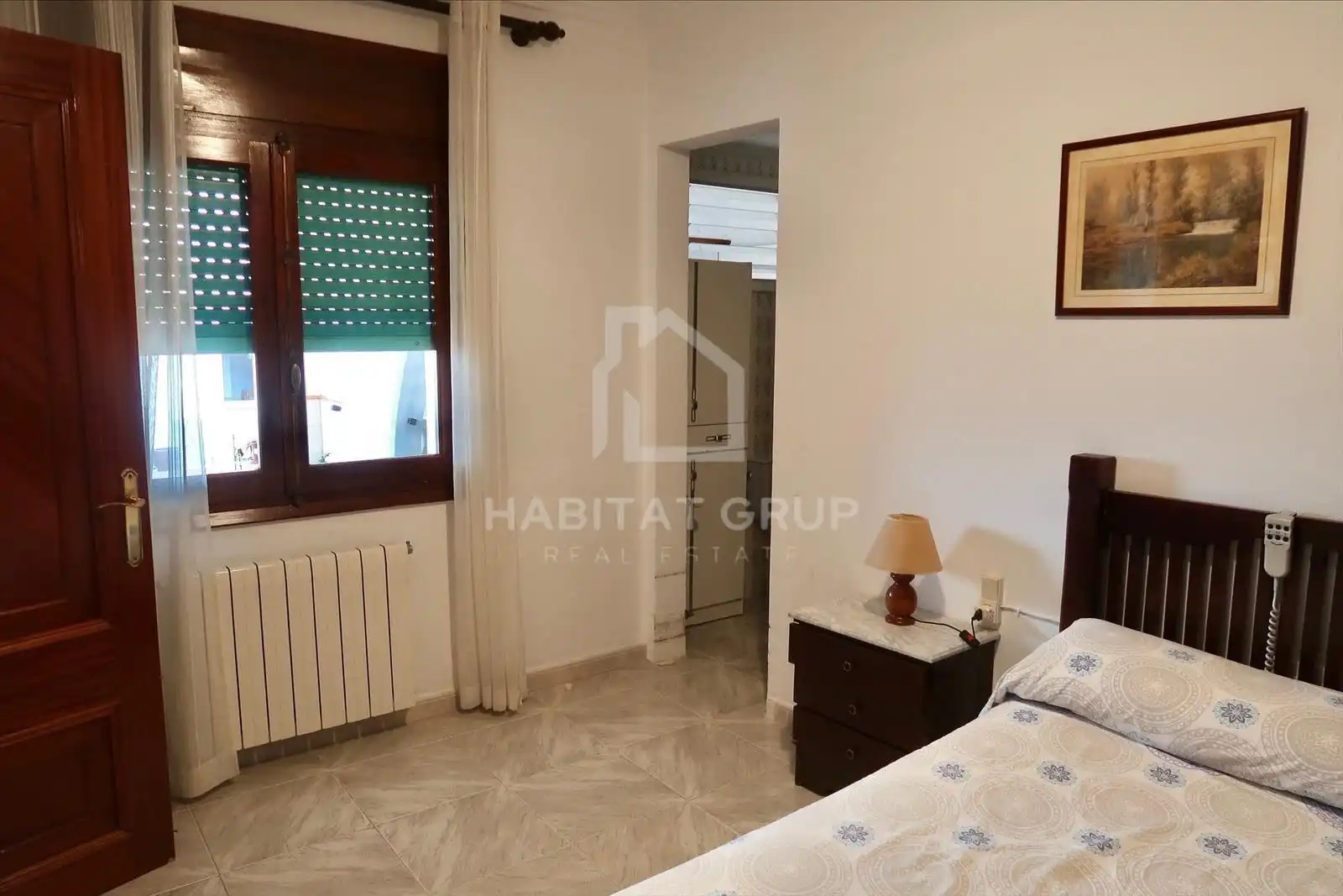 Schlafzimmer von Wohnung zum Verkauf in Es Castell mit Heizung und Privatgarten