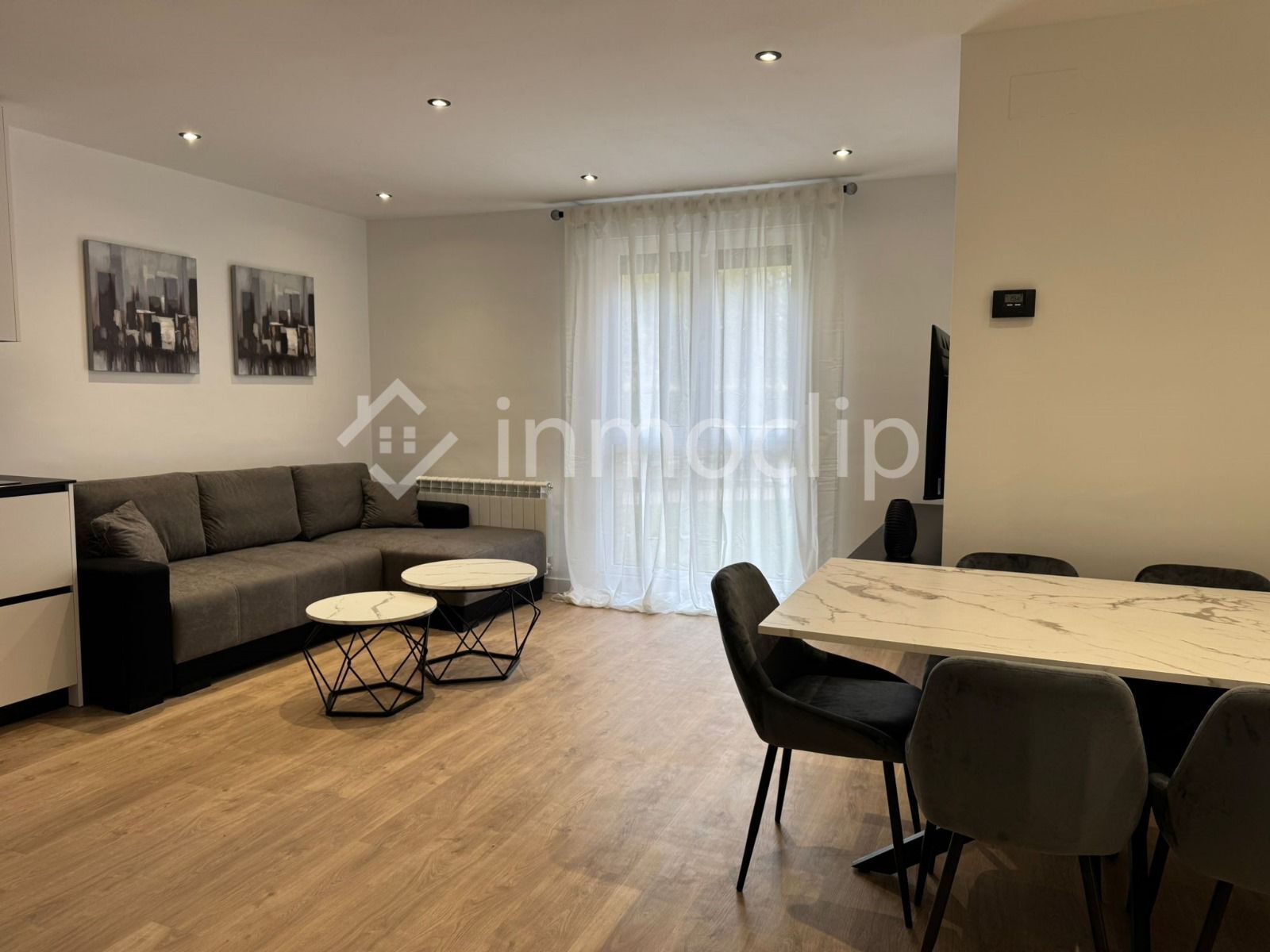 Sala d'estar de Estudi en venda en Salamanca Capital amb Calefacció