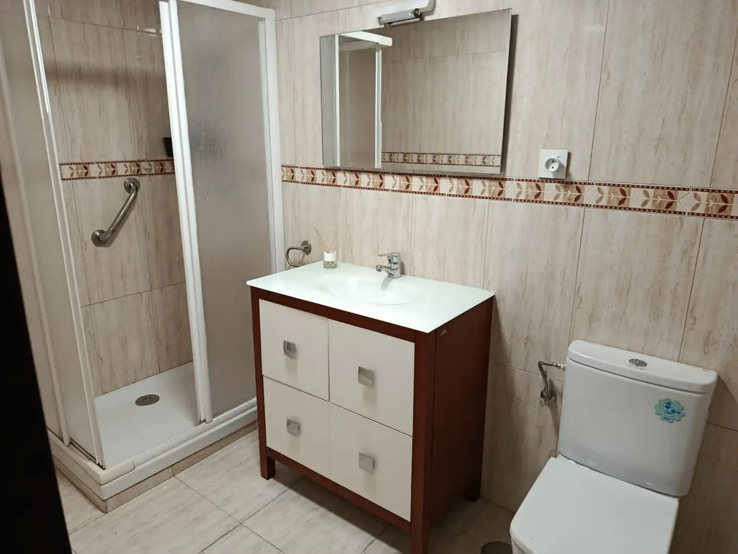 Bany de Apartament en venda en Santander amb Calefacció, Parquet i Forn