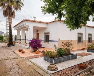 Vista exterior de Casa o xalet en venda en Orihuela amb Jardí privat, Terrassa i Traster