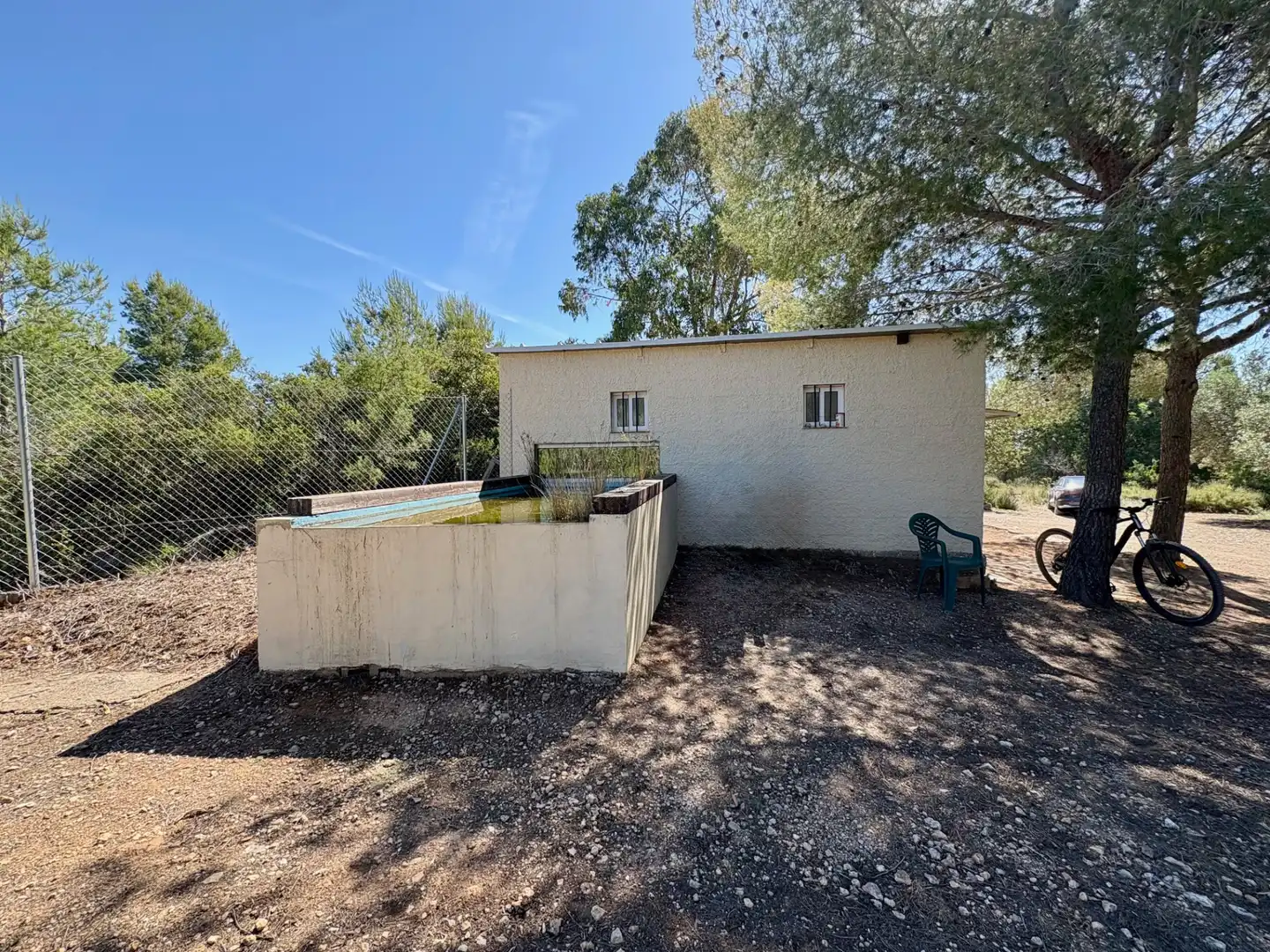 Vista exterior de Casa o xalet en venda en Cheste amb Aire condicionat, Calefacció i Jardí privat