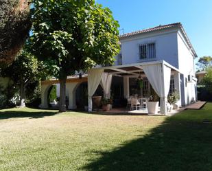 Jardí de Casa o xalet en venda en  Córdoba Capital amb Aire condicionat, Calefacció i Jardí privat