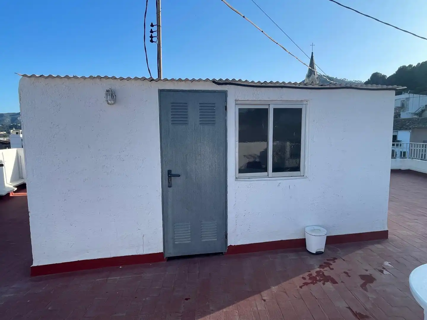 Außenansicht von Wohnung zum Verkauf in Palma de Gandia mit Klimaanlage, Heizung und Abstellraum