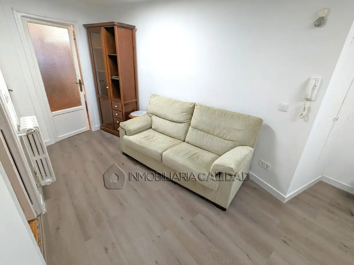 Sala de estar de Piso de alquiler en Burgos con Calefacción y Amueblado