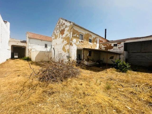 Casa adosada en Venta en Fuente de Piedra