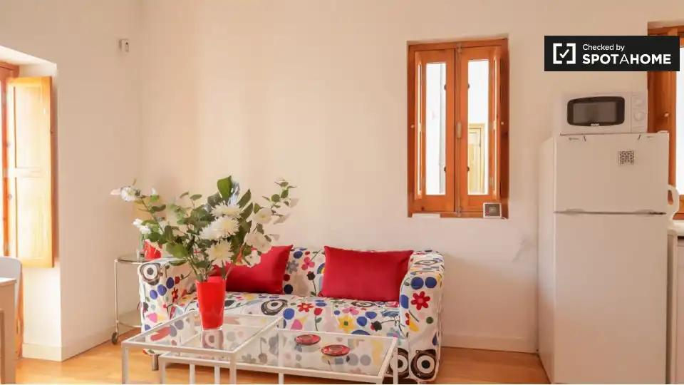 Flat with terrace to rent in Latina, imagen 5