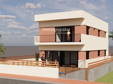 Casa con balcón en venta en Països Catalans