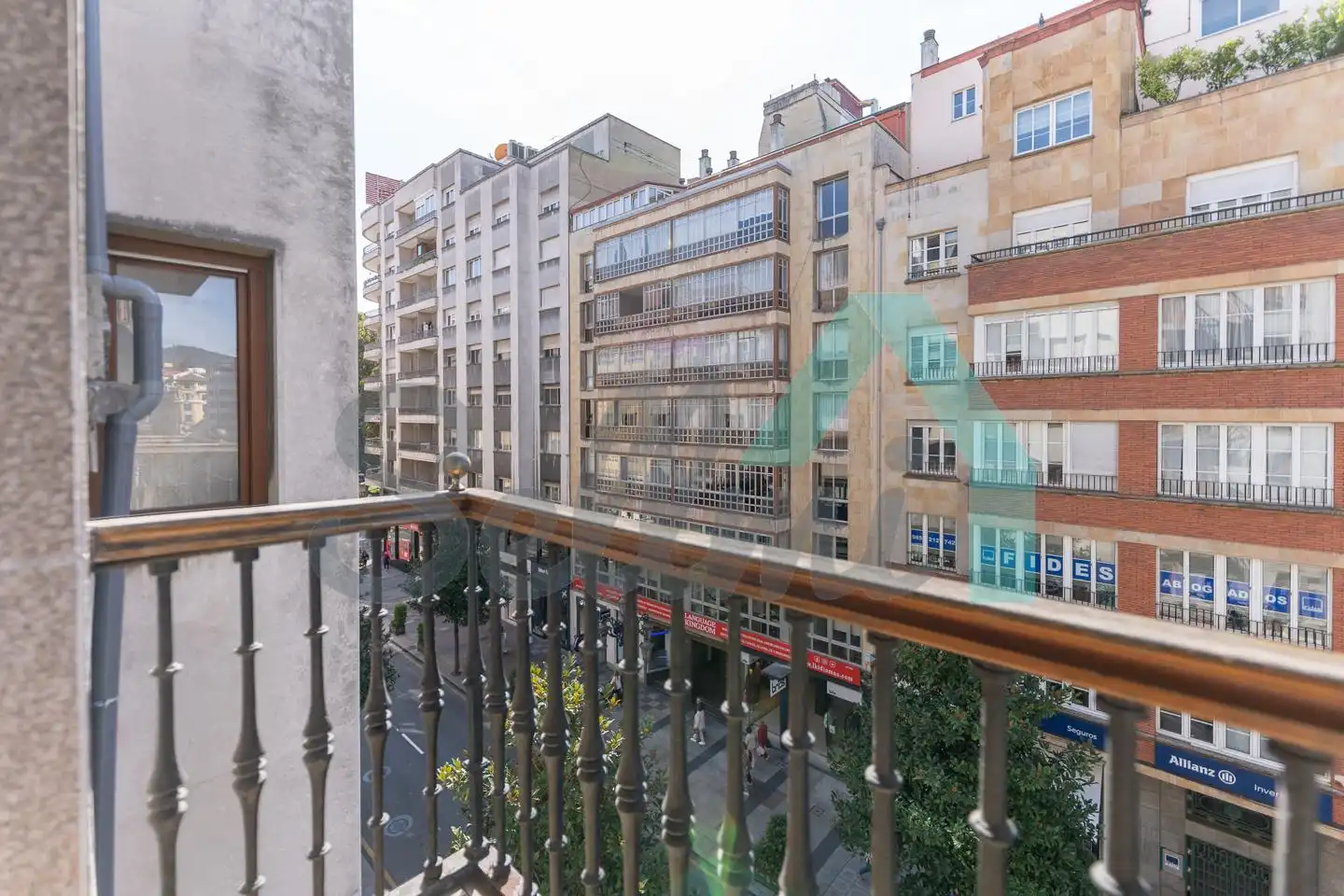 Piso con terraza en venta en Calle Uría, imagen 3