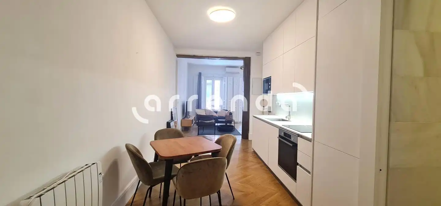Wohnzimmer von Wohnung zur Miete in Madrid mit Klimaanlage und Möbliert