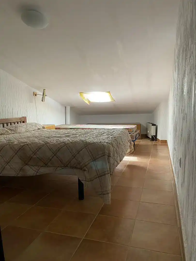 Dormitori de Pis en venda en Santa Cruz del Valle amb Moblat, Forn i Rentadora