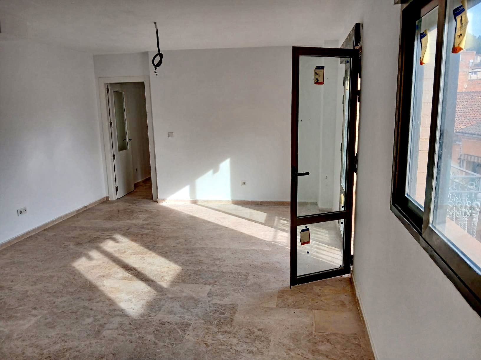 Dúplex en venta en Serra con Terraza y Balcón