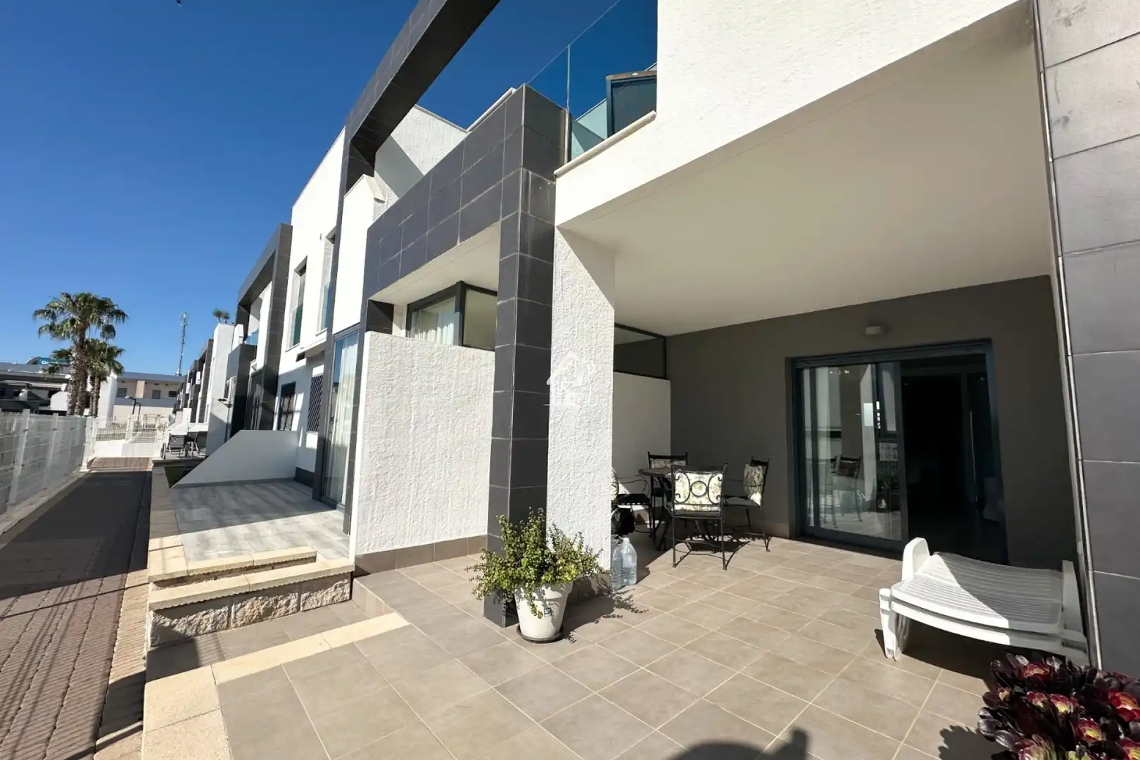 Exterior view of Ground floor for rent in Orihuela  with Air Conditioner, Terrace and Swimming Pool
