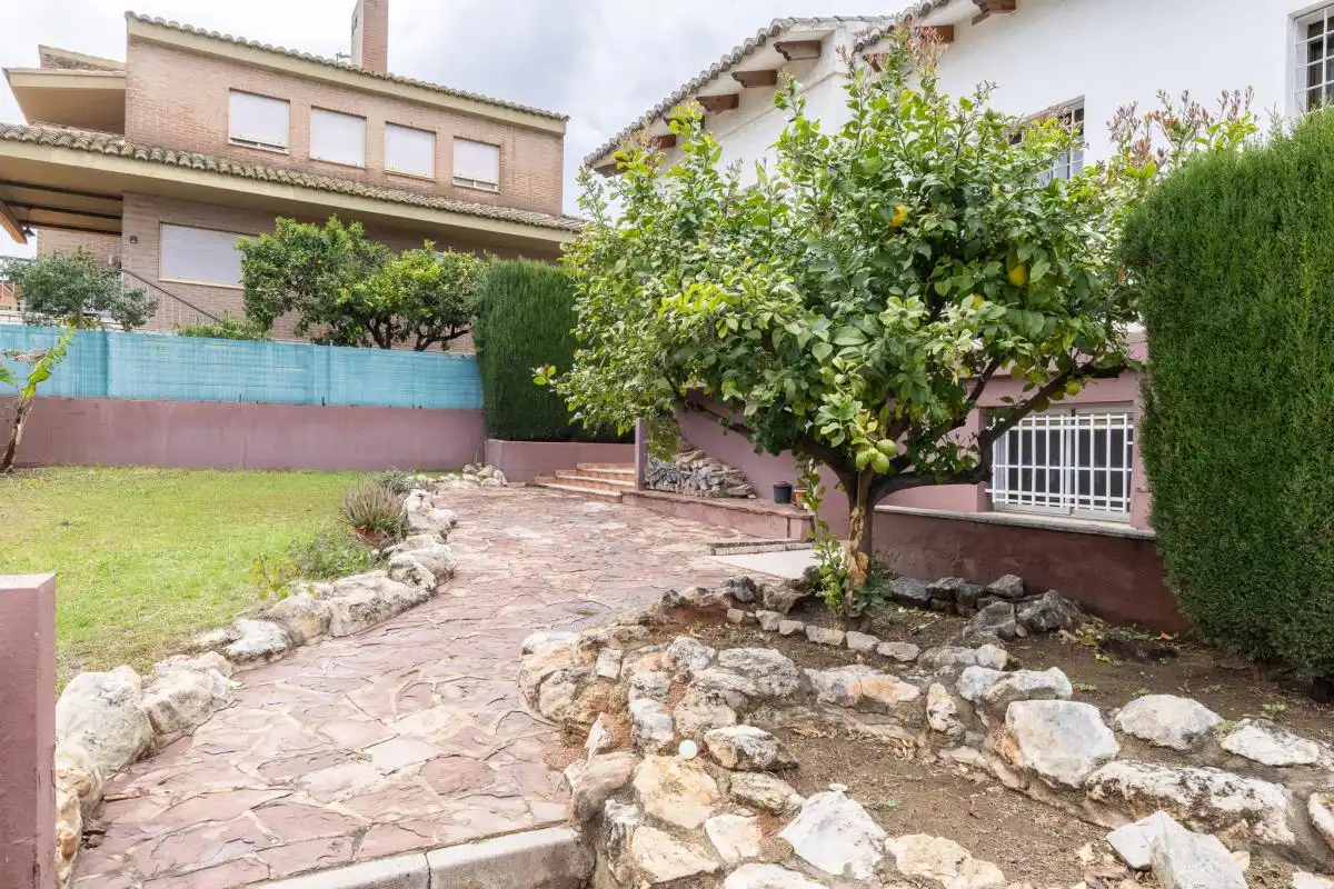 Jardí de Casa o xalet en venda en Torrent amb Aire condicionat, Calefacció i Jardí privat