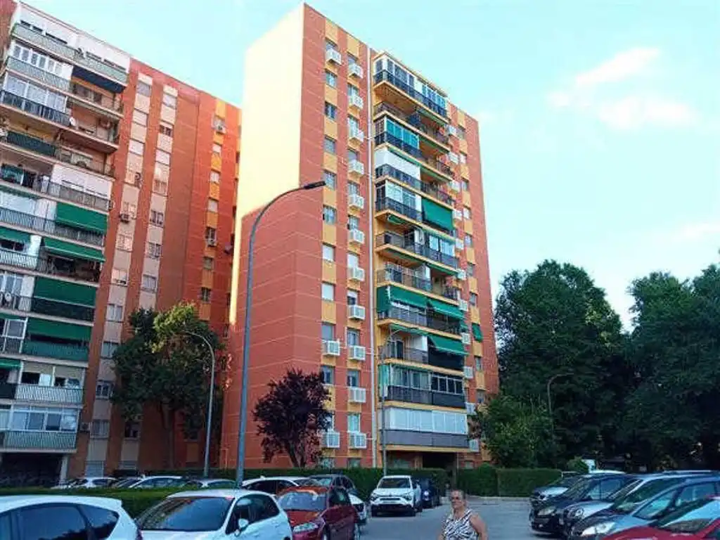 Flat for sale in Barrio Venecia - Nueva Alcalá