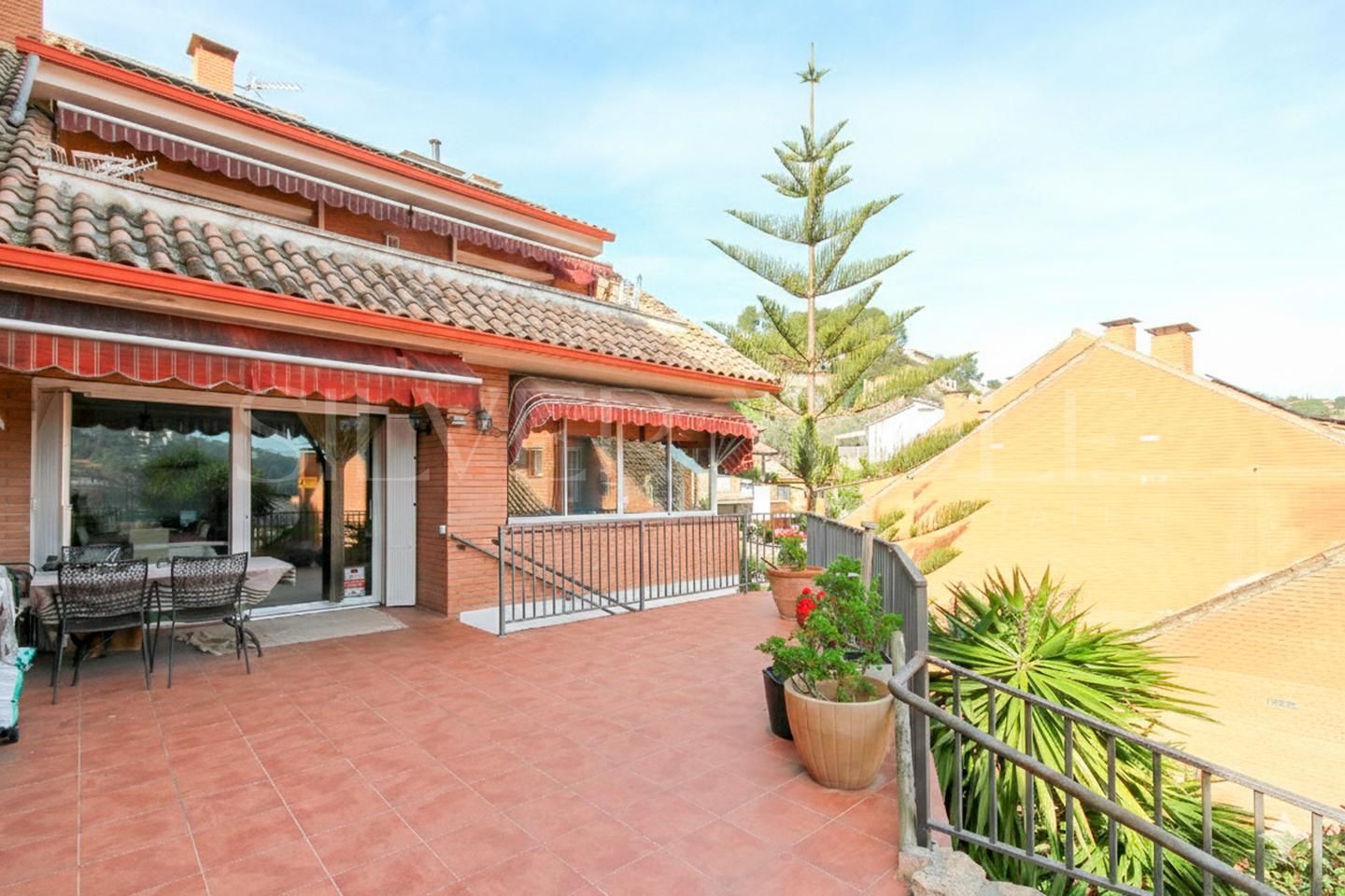 Exterior view of Houses for sale in Corbera de Llobregat  with Air Conditioner, Heating and Private garden