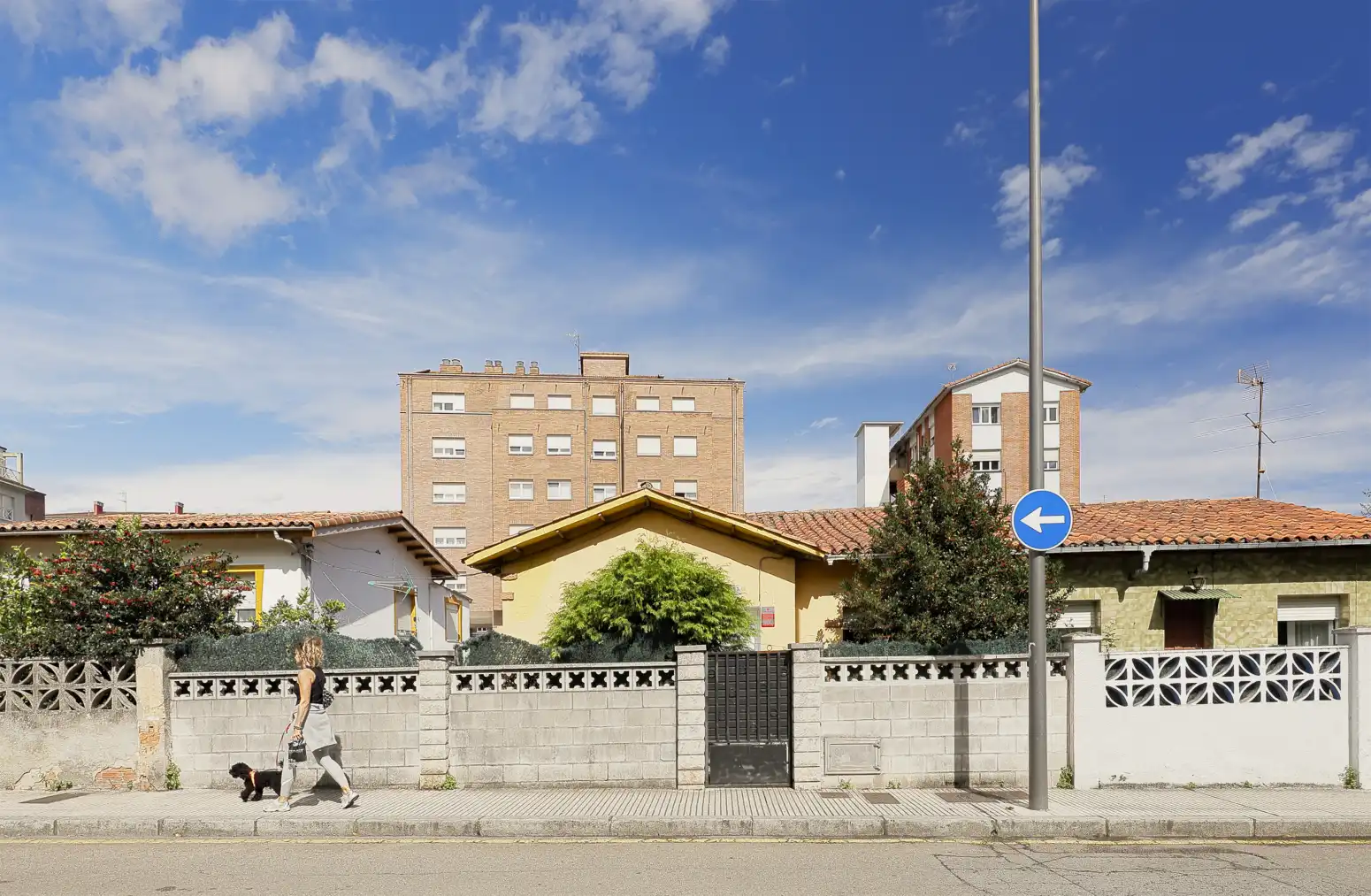 Vista exterior de Casa o chalet en venta en Gijón 