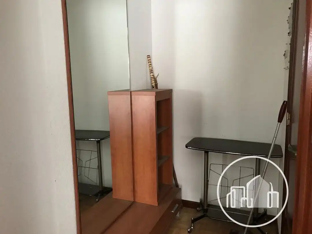 Habitación de Piso en venta en Medina de Pomar con Amueblado y Balcón