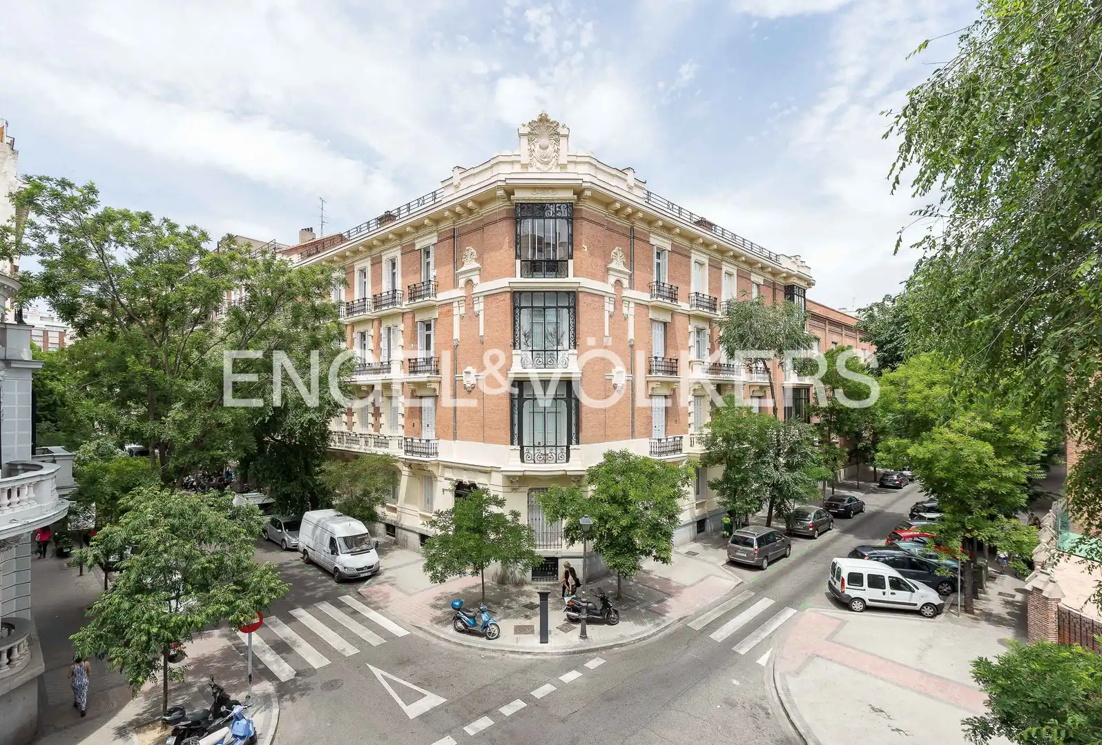 Vista exterior de Pis de lloguer en Madrid amb Aire condicionat i Calefacció