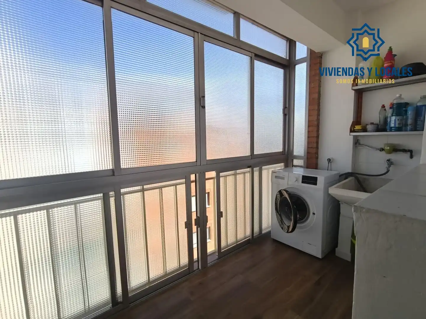 Wohnung zur Miete in Avenida DE BARCELONA, Barrio de Zaidín
