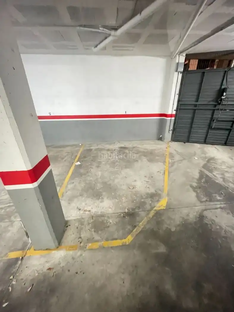 Einzelparkplatz zum Verkauf in Carrer d'Antoni Bros 115, imagen 3