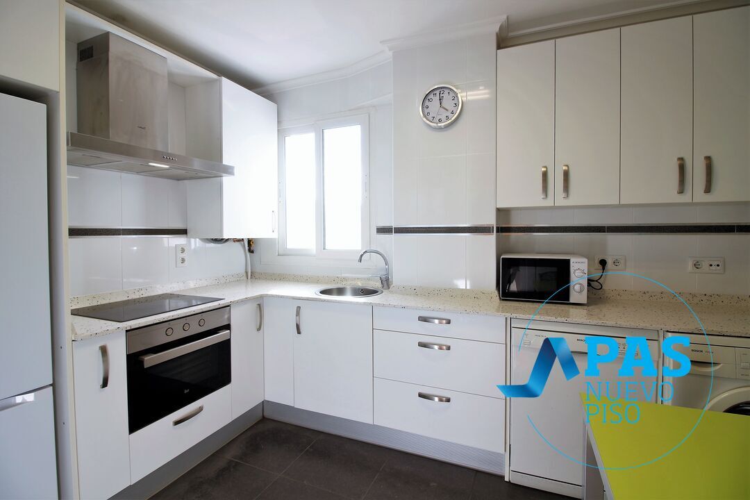 Cocina de Piso en venta en Santander con Calefacción y Balcón