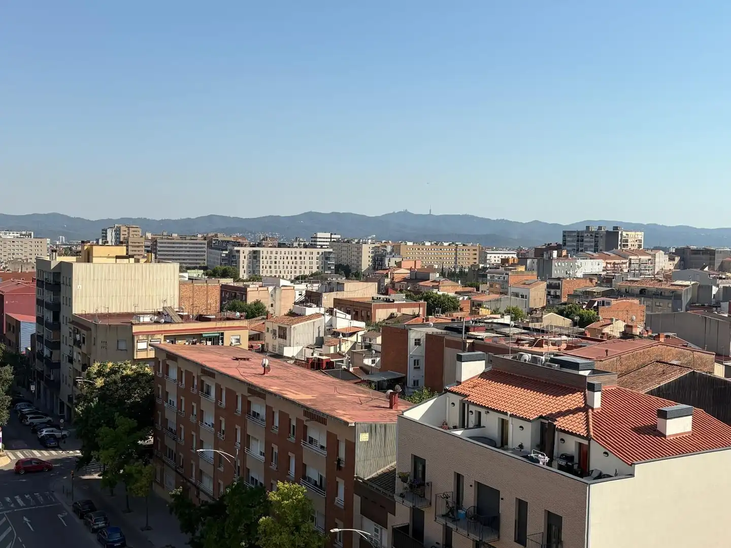 Vista exterior de Àtic en venda en Sabadell amb Aire condicionat, Moblat i Balcó