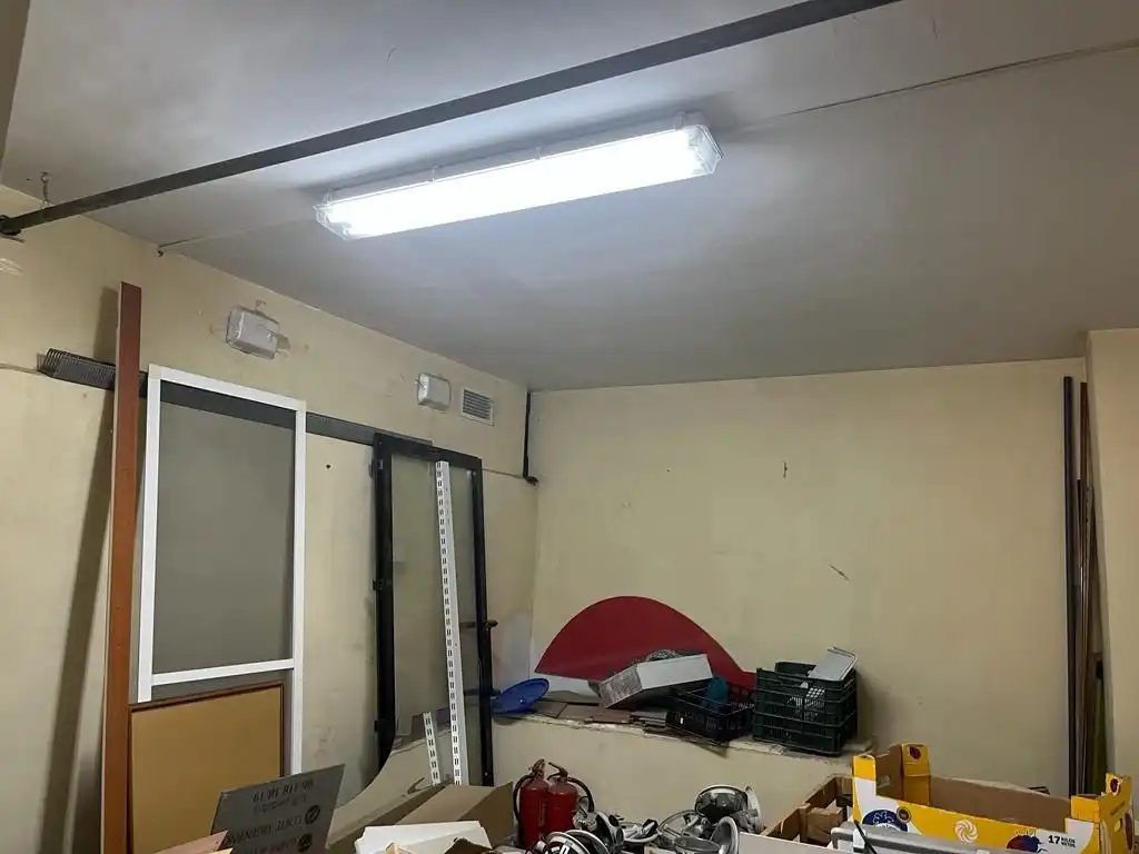 Gewerbefläche zum Verkauf in San Valeriano 20, imagen 6