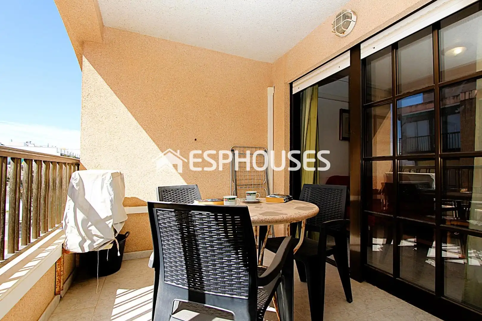 Terraza de Apartamento en venta en Guardamar del Segura con Aire acondicionado, Trastero y Amueblado