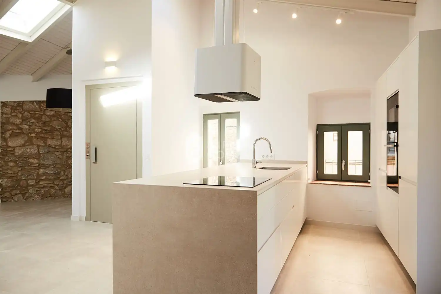 Kitchen of Houses for rent in Girona  with Air Conditioner, Heating and Private garden