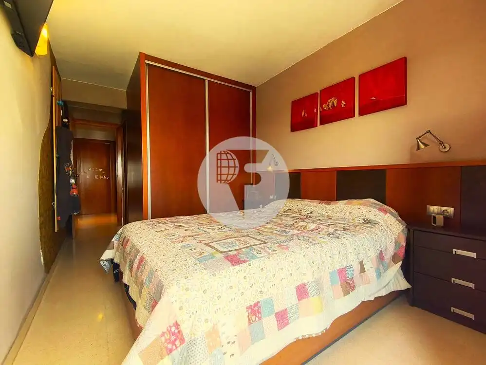 Dormitori de Dúplex en venda en Terrassa amb Calefacció, Terrassa i Traster