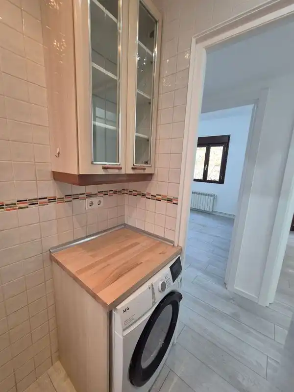 Küche von Wohnung zur Miete in Madrid mit Klimaanlage, Heizung und Ofen