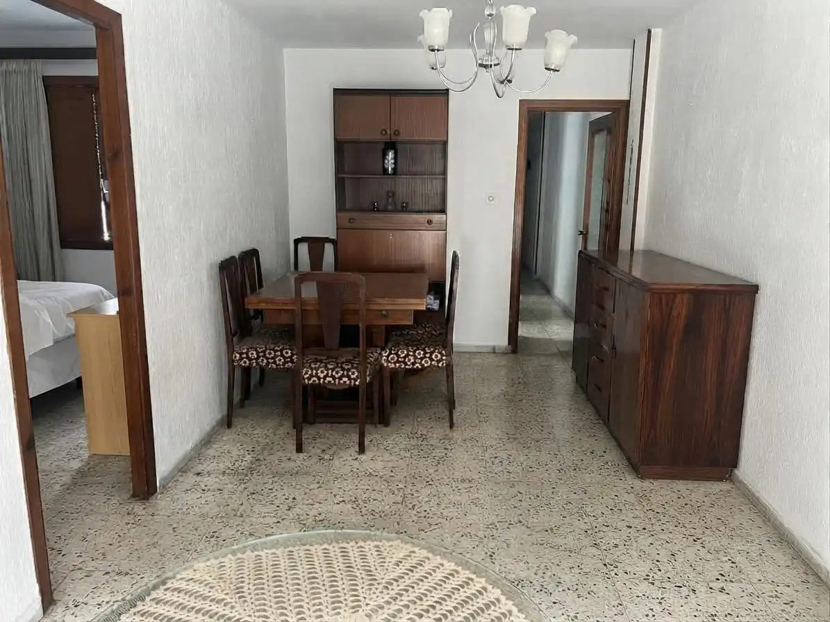 Piso con ascensor en venta en Calle Hermanos Pinzón