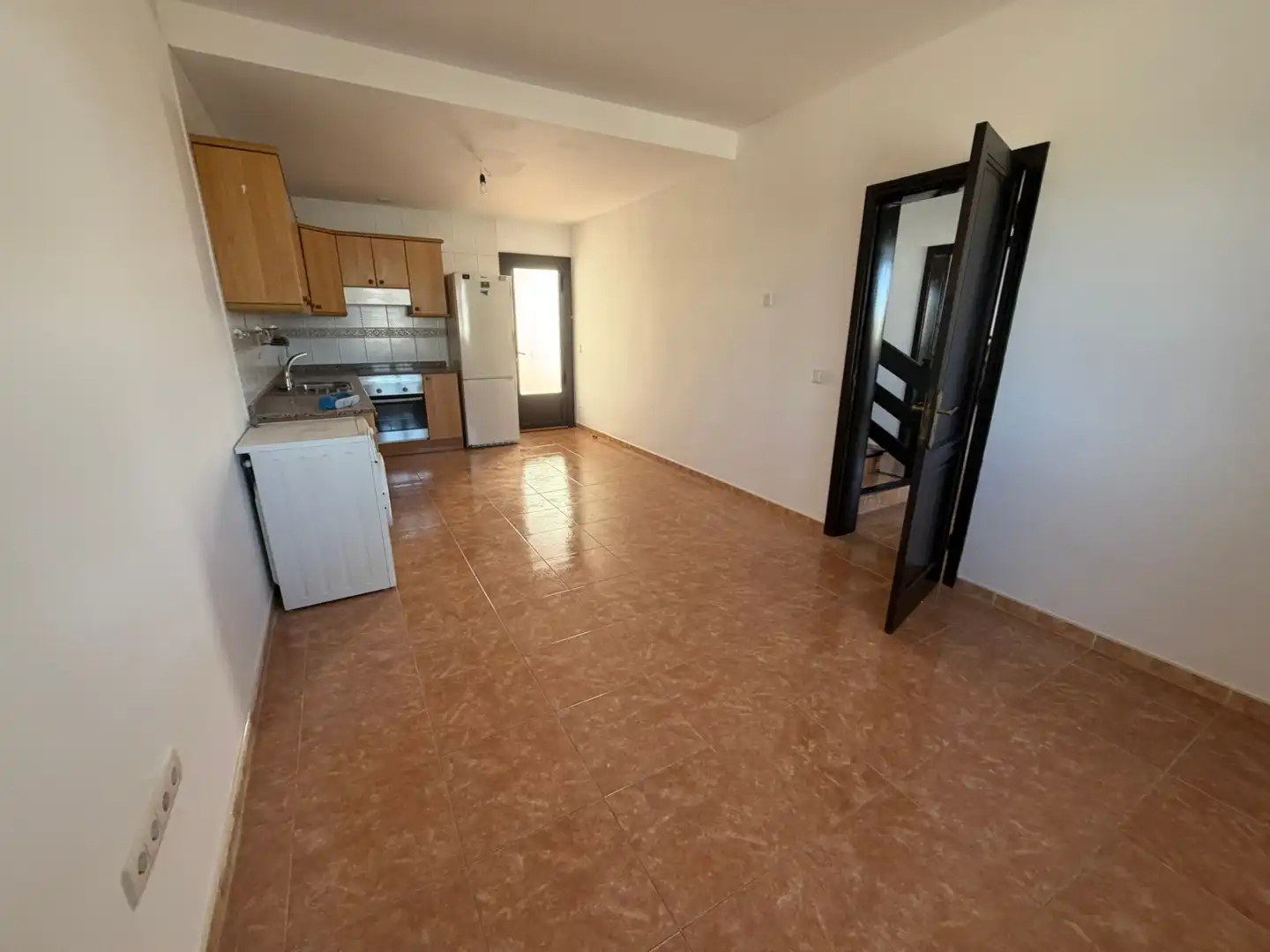Casa aparellada amb terrassa en venda a Costa Teguise, imagen 10