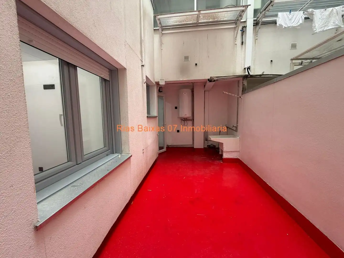 Piso en venta en Vigo  con Calefacción, Terraza y Trastero