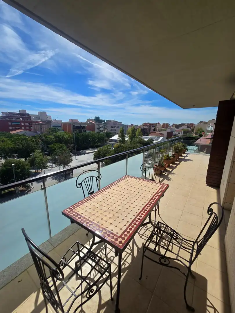 Dúplex con terraza en alquiler en Calle MANILA 23, imagen 16