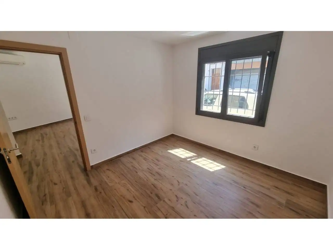 Vista exterior de Casa o chalet en venta en Granollers con Aire acondicionado y Parquet