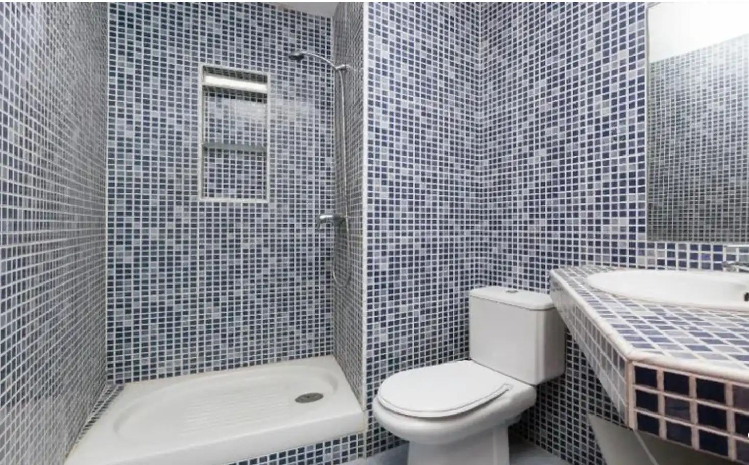 Bathroom of Flat for sale in Castelldefels  with Balcony