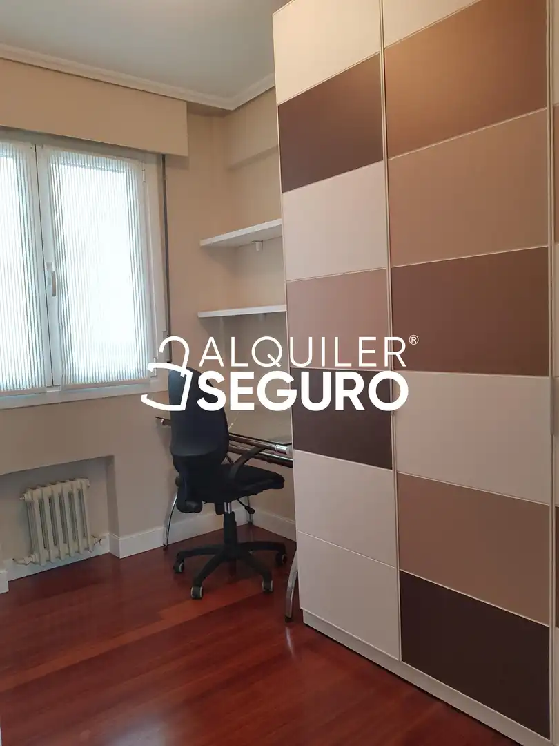Wohnung zur Miete in Bilbao  mit Heizung, Terrasse und Möbliert